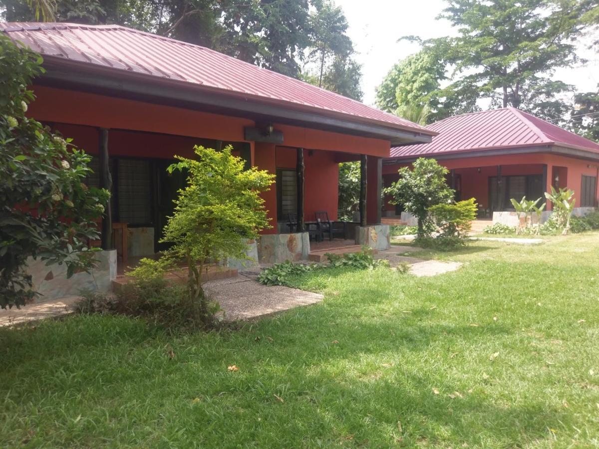 Big Foot Safari Lodge Wli Afegame エクステリア 写真