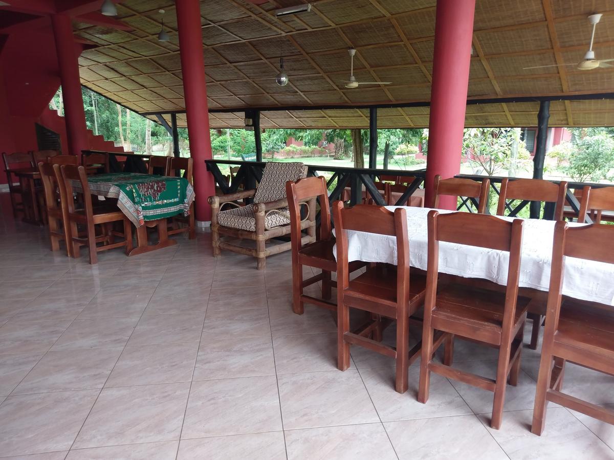 Big Foot Safari Lodge Wli Afegame エクステリア 写真